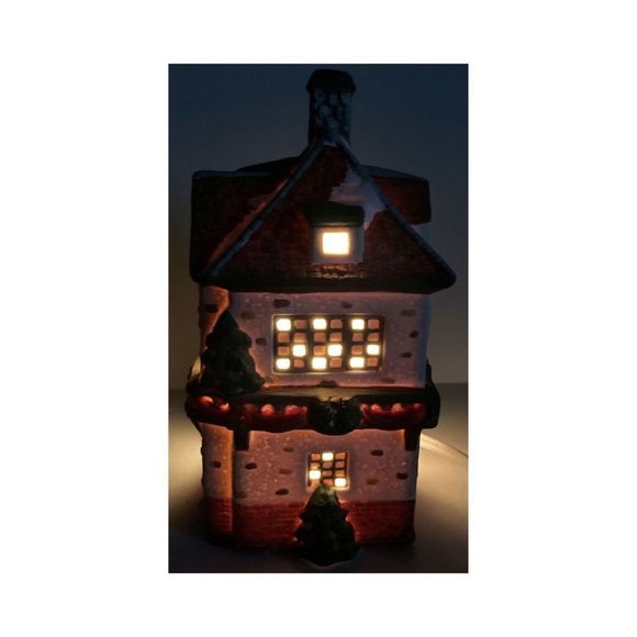 Vintage Holiday Expressions Porcelain Lighted House Christmas Village - Picture 11 of 11
